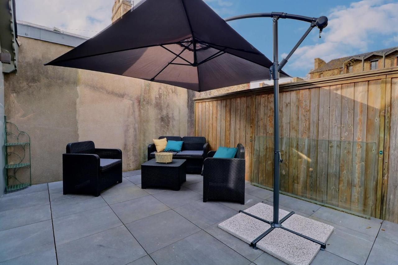 Les Mots Bleus Apartment Dinard Exterior photo